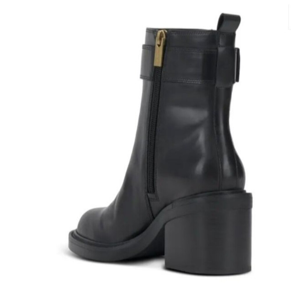 Vince Camuto Bembonie Leather Buckle Side Zip Ankle Boots Black 8.5M $150 MSRP - Picture 2 of 11